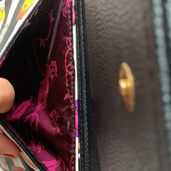 BETSY Johnson Crossbody Bag - Picture 12 of 17